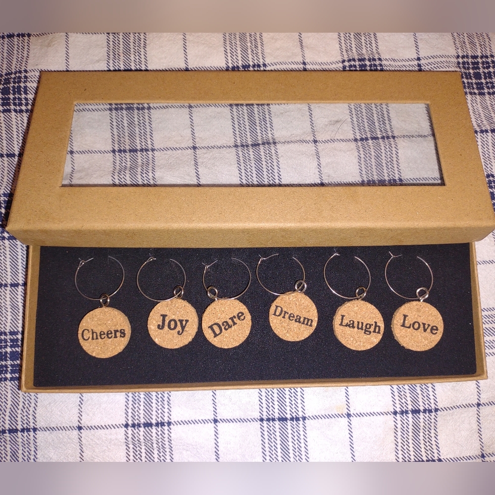 6 piece wine charm set NWOT